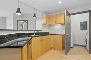 390 17th St NW, Atlanta, GA 30363 - Photo 11