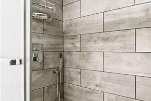 6225 Lollis Creek Rd, Flowery Branch, GA 30542 - Photo 25