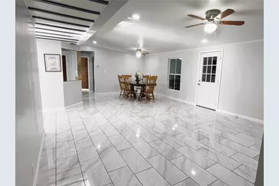 6225 Lollis Creek Road, Flowery Branch, GA 30542 - Photo 9