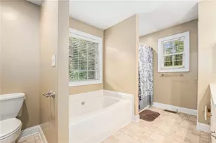 192 Lakeover Cir, Athens, GA 30607 - Photo 15
