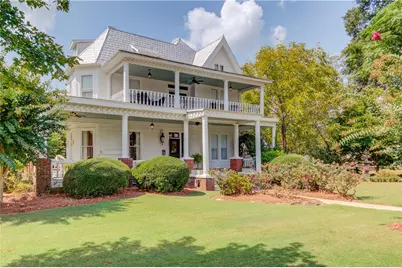 74 White Street, Hoschton, GA 30548 - Photo 5