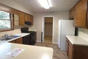 6601 Brittwood Way, Tucker, GA 30084 - Photo 5