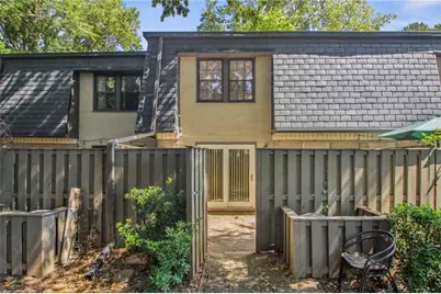 248 Triumph Drive NW, Atlanta, GA 30327 - Photo 33