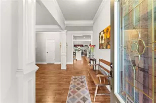 1557 Shadowstone Cir, Winder, GA 30680 - Photo 5