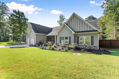 1557 Shadowstone Circle, Winder, GA 30680 - Photo 3