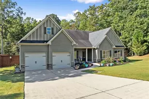 1557 Shadowstone Cir, Winder, GA 30680 - Photo 1