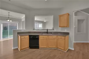 1865 Ellison Lakes Ct NW, Kennesaw, GA 30152 - Photo 11