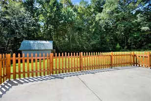 2794 Cleburne Pkwy, Powder Springs, GA 30127 - Photo 15