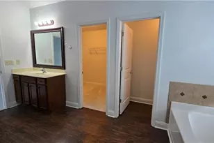 2275 Copper Trail Ln, Buford, GA 30519 - Photo 5