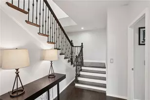 3334 Peachtree Rd NE, Atlanta, GA 30326 - Photo 27