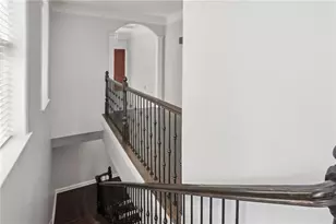 3334 Peachtree Rd NE, Atlanta, GA 30326 - Photo 23