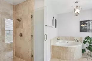 3334 Peachtree Rd NE, Atlanta, GA 30326 - Photo 31