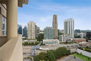 3334 Peachtree Rd NE, Atlanta, GA 30326 - Photo 19