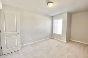 1925 Wheylon Dr, Lawrenceville, GA 30044 - Photo 9