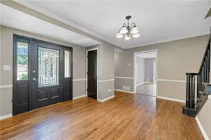 5241 Brasswood Dr, Stone Mountain, GA 30088 - Photo 5