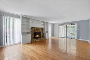 5241 Brasswood Dr, Stone Mountain, GA 30088 - Photo 9