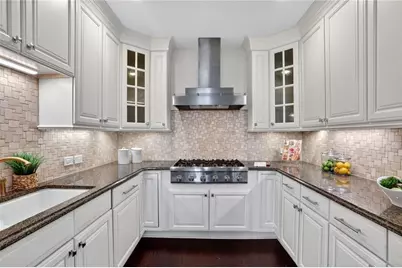 2233 Peachtree Road NE #1202, Atlanta, GA 30309 - Photo 3