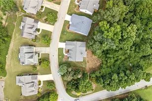 4016 Links Blvd, Jefferson, GA 30549 - Photo 5
