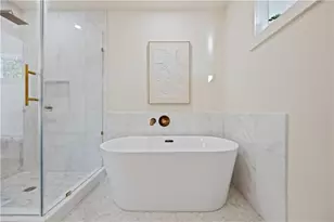 1042 Oakdale Dr SE, Smyrna, GA 30080 - Photo 25