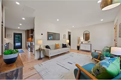 1042 Oakdale Drive SE, Smyrna, GA 30080 - Photo 3