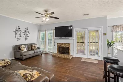 902 Heartwood Circle, Lawrenceville, GA 30043 - Photo 15