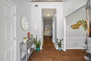 902 Heartwood Cir, Lawrenceville, GA 30043 - Photo 5