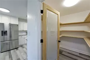 1547 York Dr, Canton, GA 30114 - Photo 29