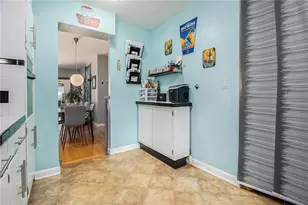 1240 Woodland Ave NE, Atlanta, GA 30324 - Photo 9