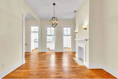 209 E Duffy Street, Savannah, GA 31401 - Photo 11