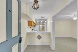 209 E Duffy St, Savannah, GA 31401 - Photo 27