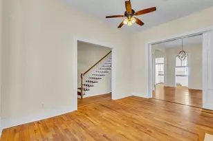 209 E Duffy St, Savannah, GA 31401 - Photo 7
