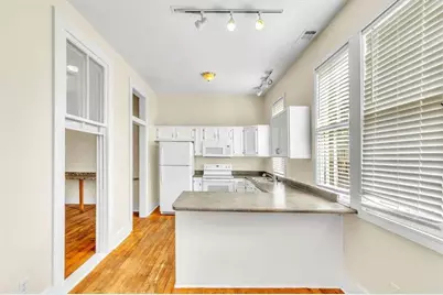 209 E Duffy Street, Savannah, GA 31401 - Photo 15