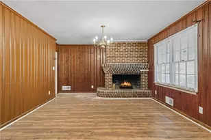 2393 Winshire Dr, Decatur, GA 30035 - Photo 11