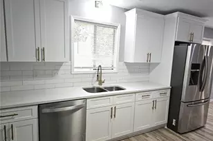 620 Lake Forest Ct, Roswell, GA 30076 - Photo 15