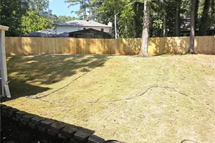 620 Lake Forest Ct, Roswell, GA 30076 - Photo 33