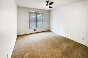 1900 Chattahoochee Run Dr, Suwanee, GA 30024 - Photo 5