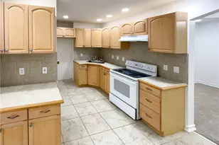 1900 Chattahoochee Run Dr, Suwanee, GA 30024 - Photo 47