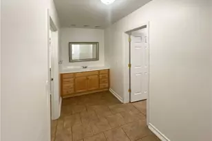 1900 Chattahoochee Run Dr, Suwanee, GA 30024 - Photo 39