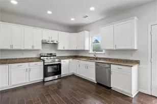 1142 Ashton Park Dr, Lawrenceville, GA 30045 - Photo 9