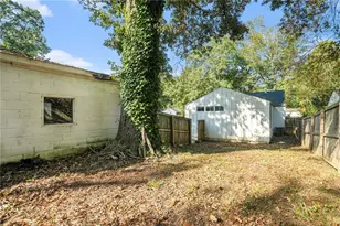 671 Center Hill Ave NW, Atlanta, GA 30318 - Photo 21