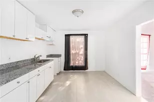 435 W Cherry St, Griffin, GA 30223 - Photo 9