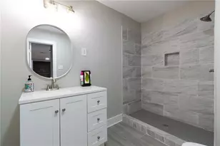 714 Emily Pl NW, Atlanta, GA 30318 - Photo 13