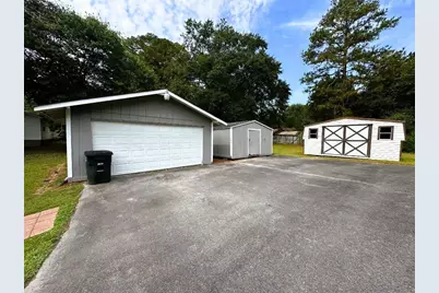 121 Hunt Drive NE, Calhoun, GA 30701 - Photo 3