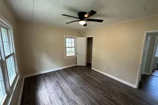 121 Hunt Dr NE, Calhoun, GA 30701 - Photo 9