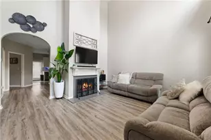 119 Oak Green Dr, Lawrenceville, GA 30044 - Photo 1