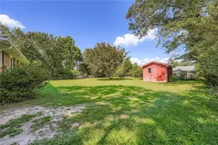 381 W Candler St, Winder, GA 30680 - Photo 23