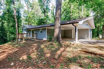 4305 Christine Court, Decatur, GA 30035 - Photo 9