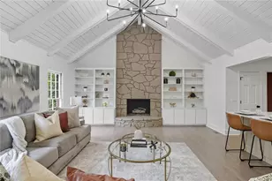 5786 Broxton Circle, Peachtree Corners, GA 30092 - Photo 9