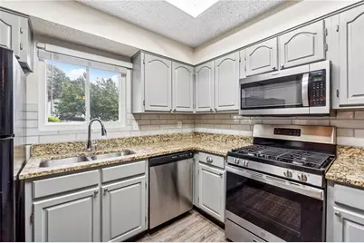 26 Springhedge Court SE, Smyrna, GA 30080 - Photo 7