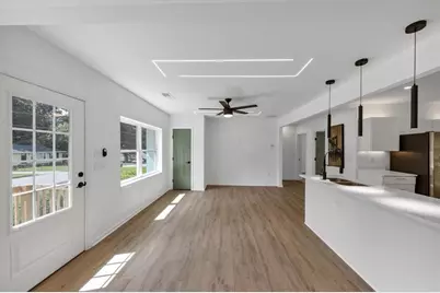 733 Pegg Road SW, Atlanta, GA 30315 - Photo 9